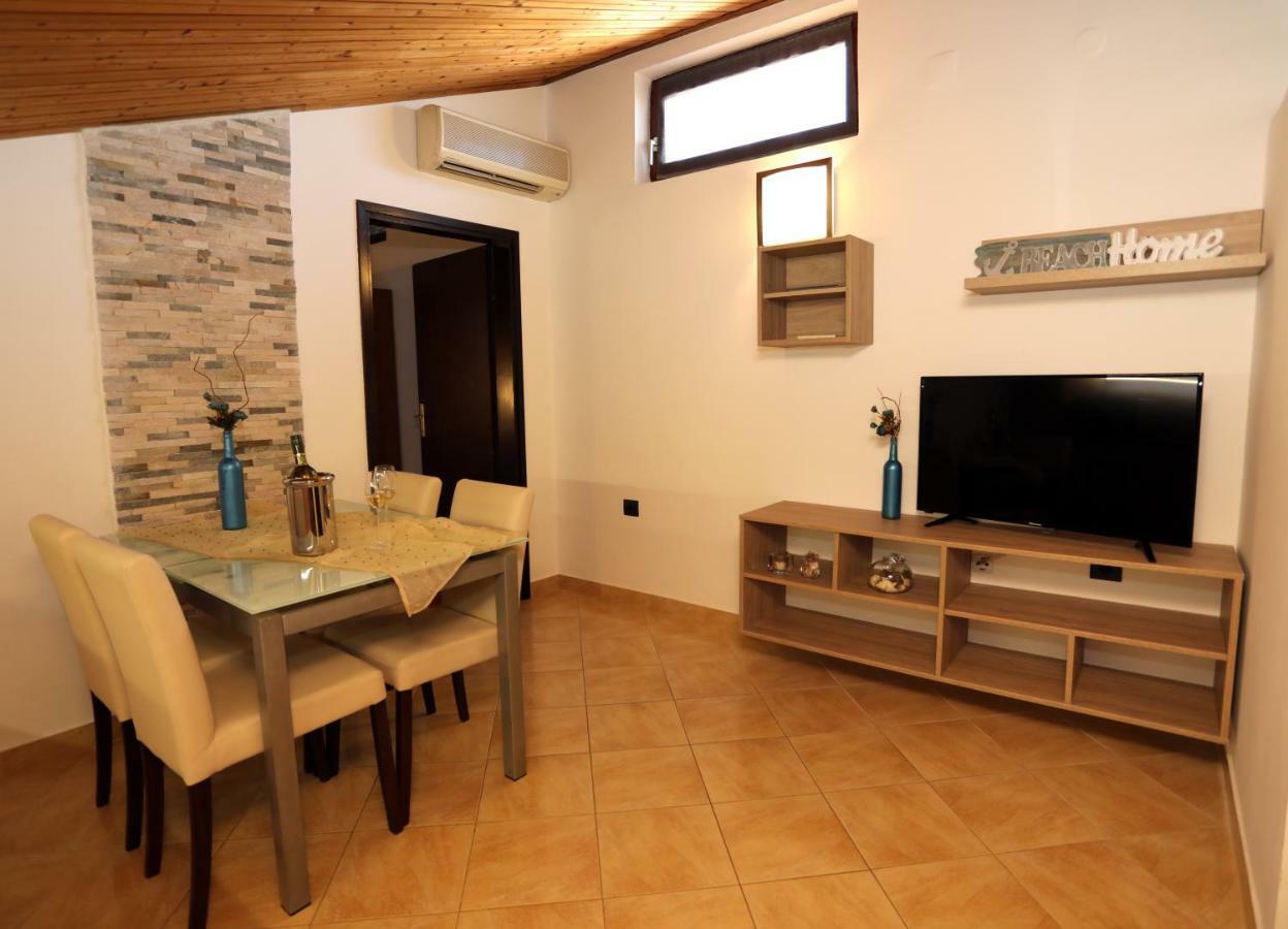 Apartment Leona Pula Exteriér fotografie